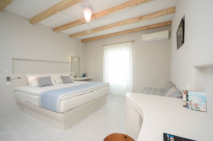 Naxos Suites